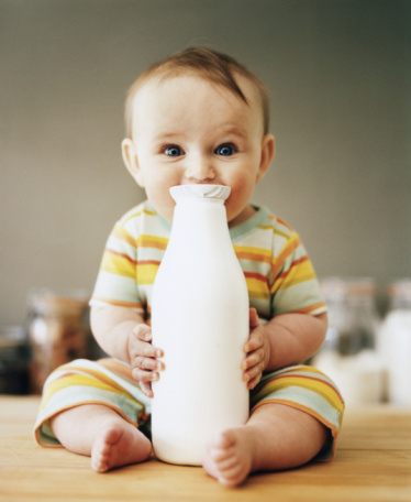 Cái gọi là sữa quá đặc là chỉ trong sữa thêm nhiều bột nhưng ít nước, làm cho nồng độ sữa vượt quá tiêu chuẩn tỉ lệ bình thường.